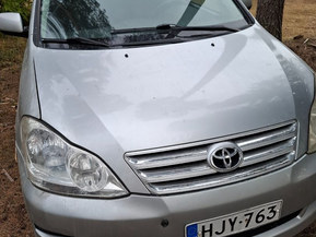 Toyota Avensis Verso