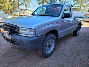 Mazda B2500