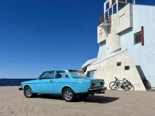 Volvo 142