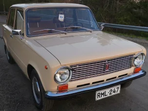 Lada 1200