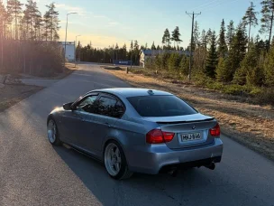 BMW 325