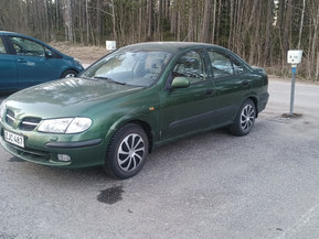 Nissan Almera