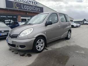 Toyota Yaris Verso