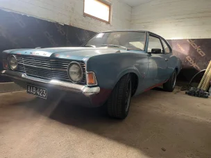 Ford Cortina