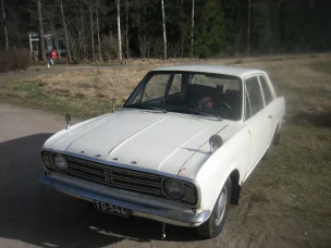 Ford Cortina