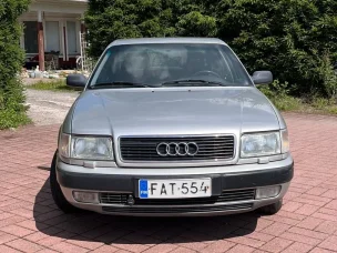Audi 100
