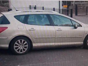 Peugeot 407