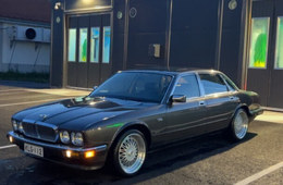 Jaguar XJ6
