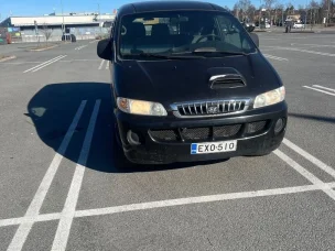 Hyundai H1 Van
