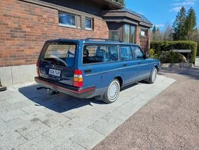 Volvo 240