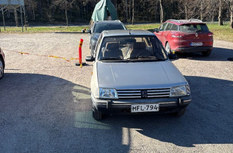 Peugeot 205