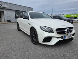 Mercedes-Benz E 63 AMG