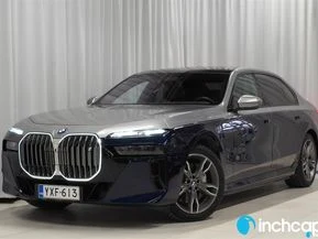 BMW i7