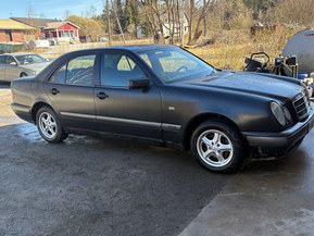 Mercedes-Benz E