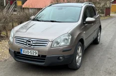 Nissan Qashqai+2