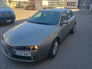 Alfa Romeo 159