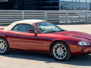 Jaguar XKR