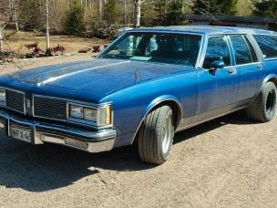 Oldsmobile Custom Cruiser