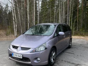 Mitsubishi Grandis