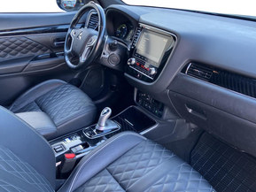 Mitsubishi Outlander PHEV