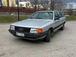 Audi 100