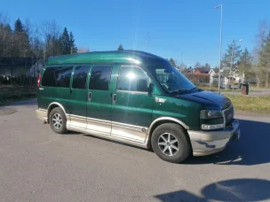 GMC Savana