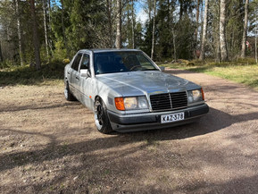 Mercedes-Benz 124