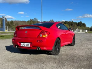 Hyundai Coupe