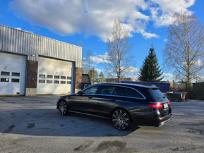 Mercedes-Benz E