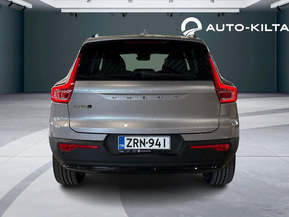 Volvo EX40