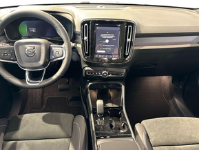 Volvo EX40