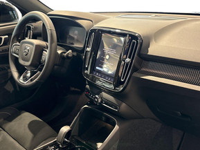 Volvo EX40