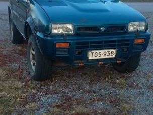 Nissan Terrano II