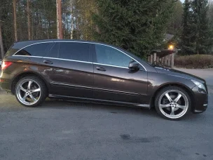 Mercedes-Benz R