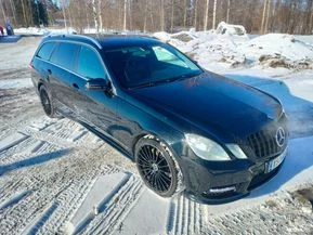 Mercedes-Benz E 200