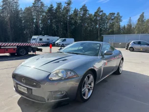 Jaguar XKR