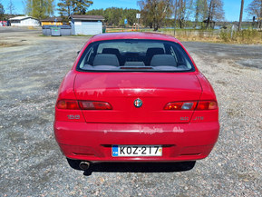 Alfa Romeo 156
