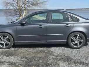 Volvo S40