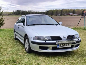 Mitsubishi Carisma