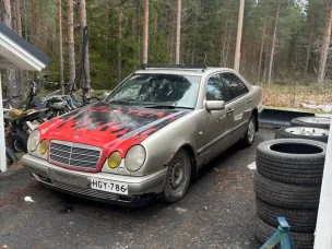 Mercedes-Benz 300