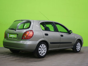 Nissan Almera