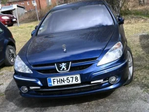 Peugeot 607