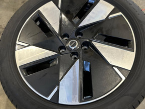 Volvo EX40