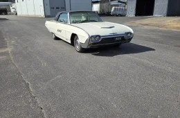 Ford Thunderbird