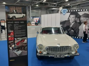 Volvo P1800