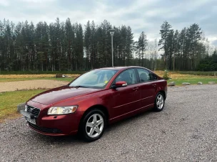Volvo S40