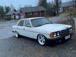Mercedes-Benz 240