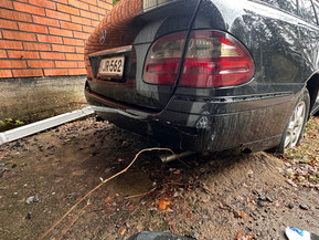 Mercedes-Benz E