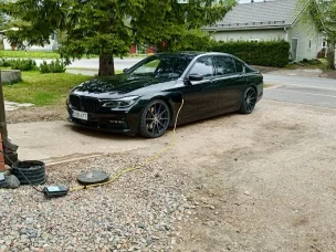 BMW 740