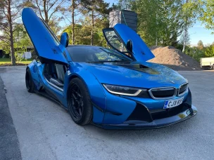 BMW i8